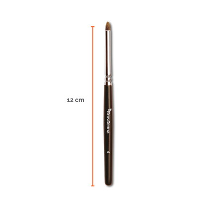 Brush superfine #4, BrowXenna® cerdas ultra finas y mango ergonómico diseñados para aplicación precisa de henna y maquillaje en cejas para técnicos de belleza exigentes.