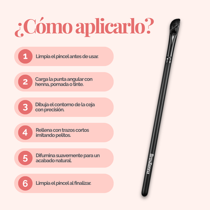Eyebrow brush #9 "Saber" BrowXenna® 
cerdas ultra finas y mango ergonómico diseñados para aplicación precisa de henna y maquillaje en cejas para técnicos de belleza exigentes.