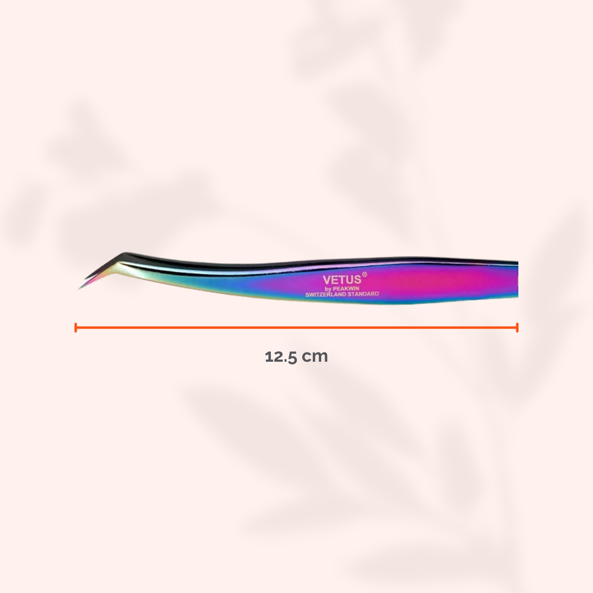 Pinza profesional BL Lashes Rainbow Tweezers MCS-19 tipo L para aplicación de extensiones de pestañas. Herramienta de acero inoxidable para lashistas, diseñada para aislamiento, toma y colocación de extensiones en técnicas clásicas y volumen, con acabado rainbow multicolor